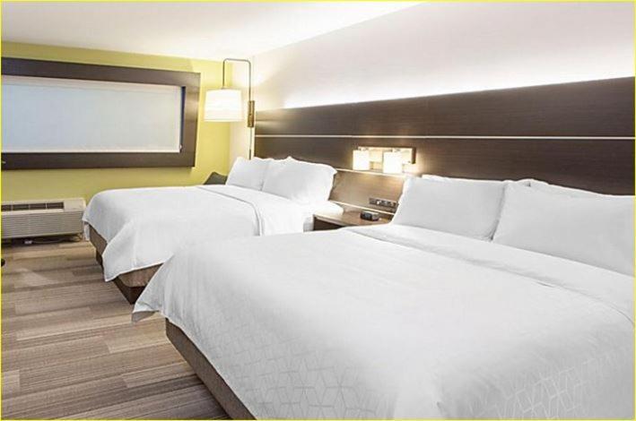 Holiday Inn Express - San Antonio East I-10 By Ihg Exterior foto
