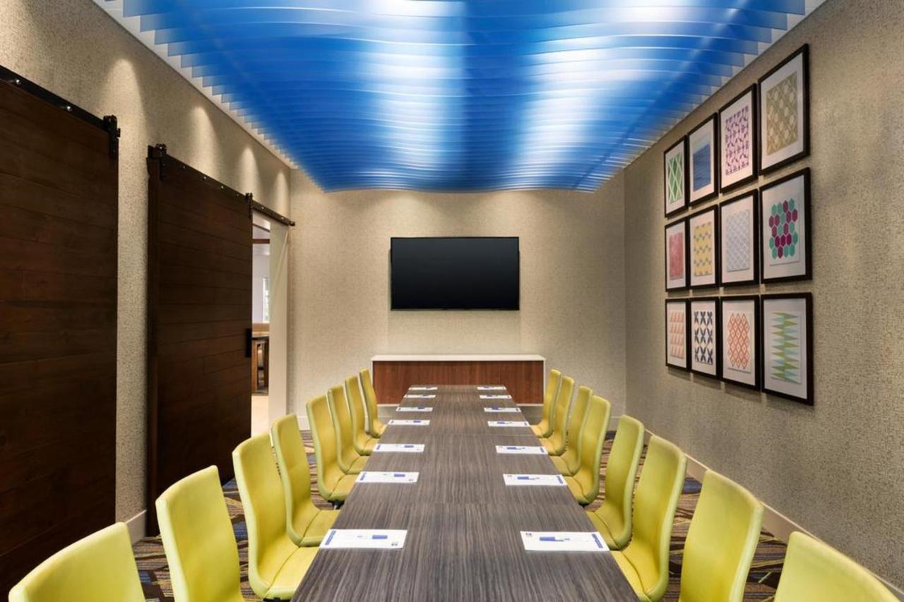 Holiday Inn Express - San Antonio East I-10 By Ihg Exterior foto
