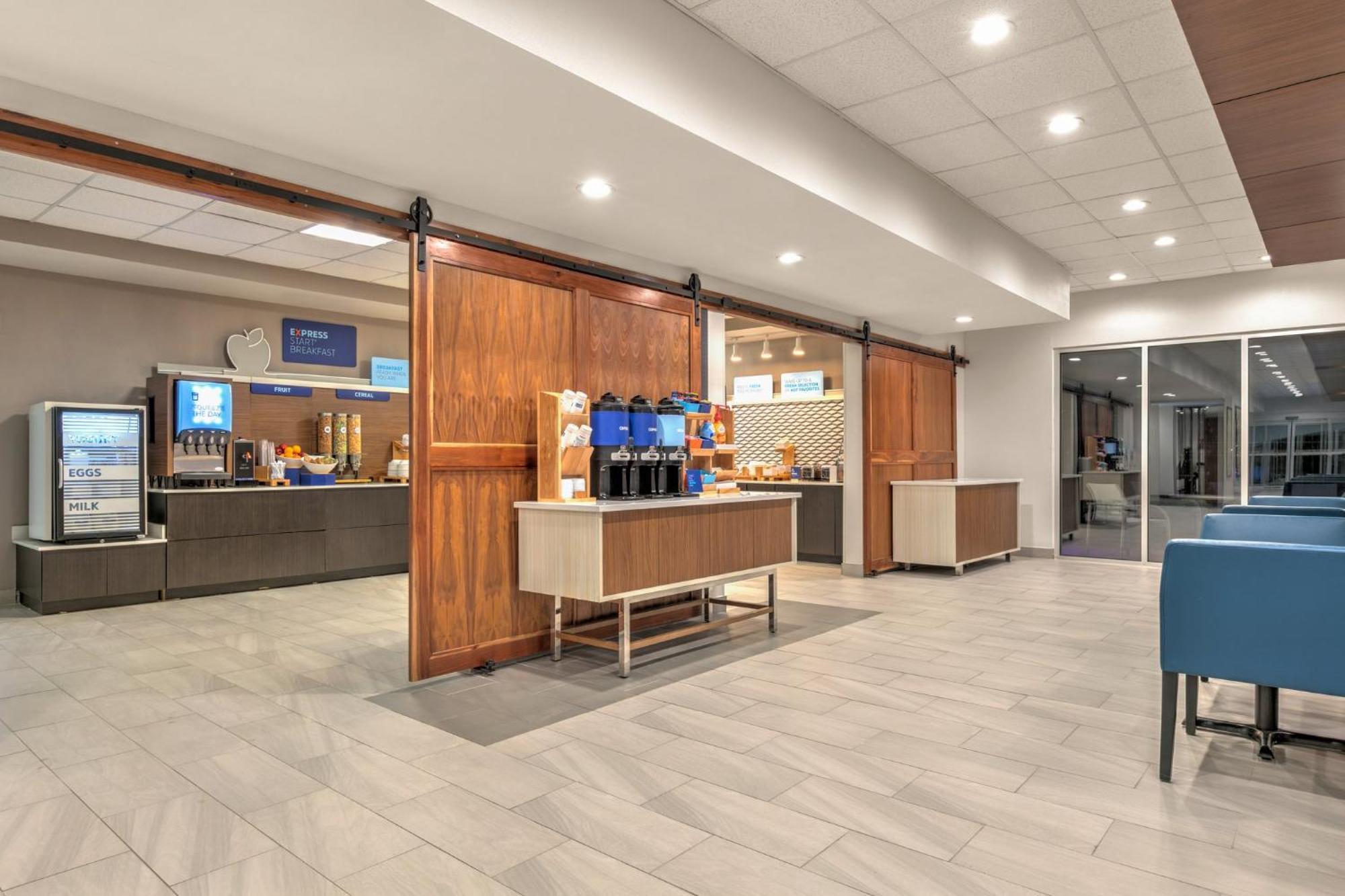Holiday Inn Express - San Antonio East I-10 By Ihg Exterior foto