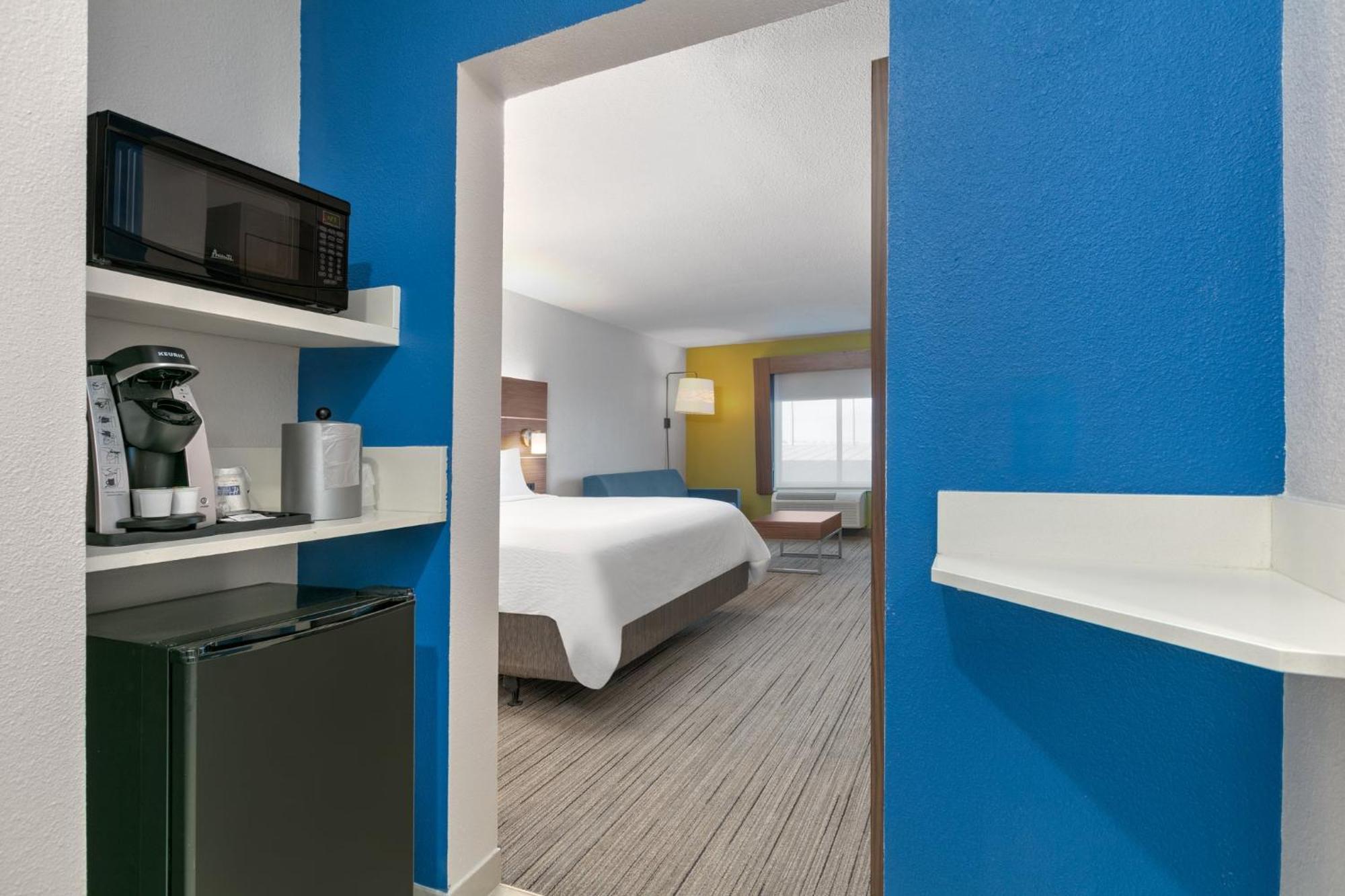 Holiday Inn Express - San Antonio East I-10 By Ihg Exterior foto