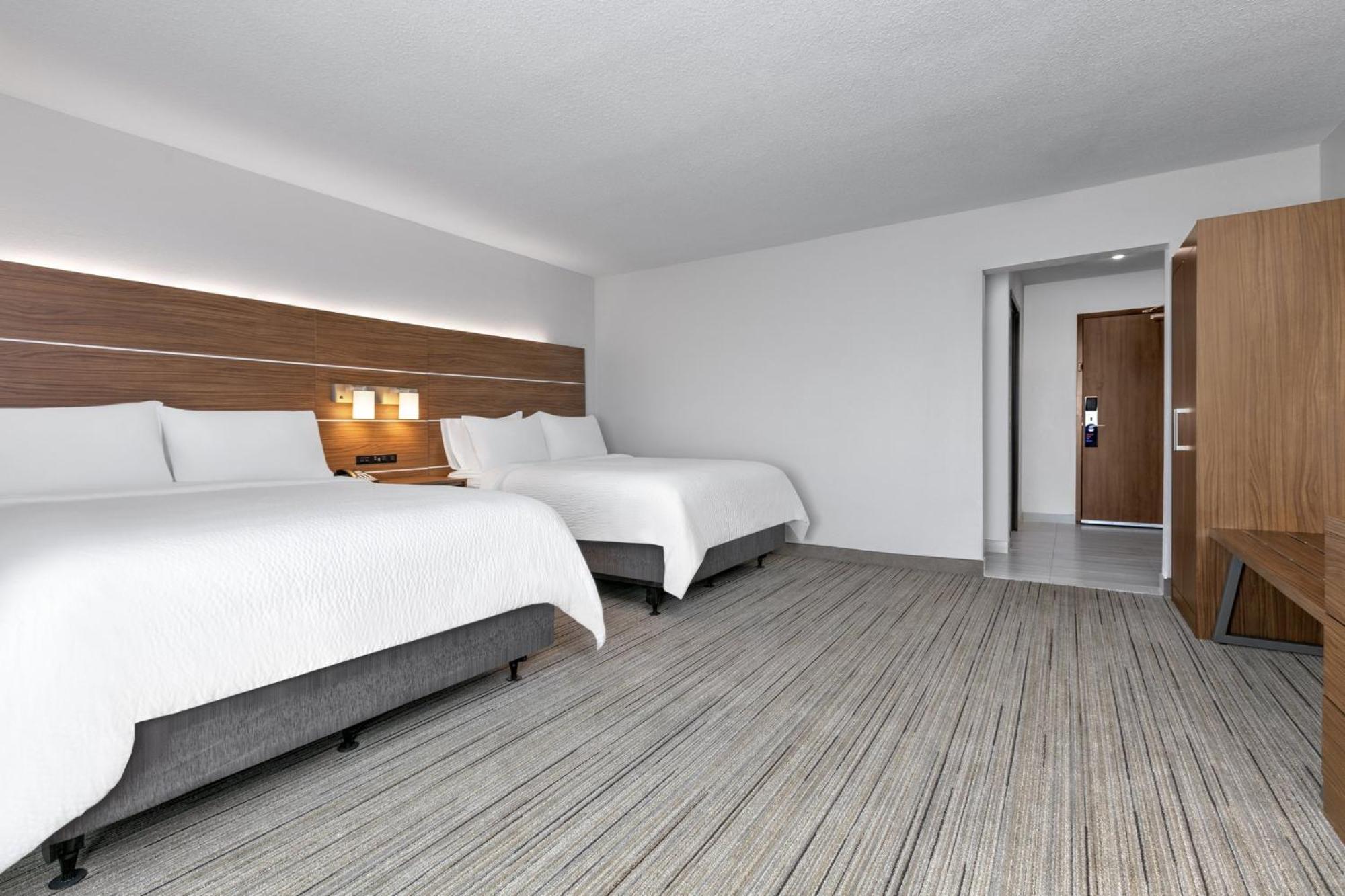Holiday Inn Express - San Antonio East I-10 By Ihg Exterior foto